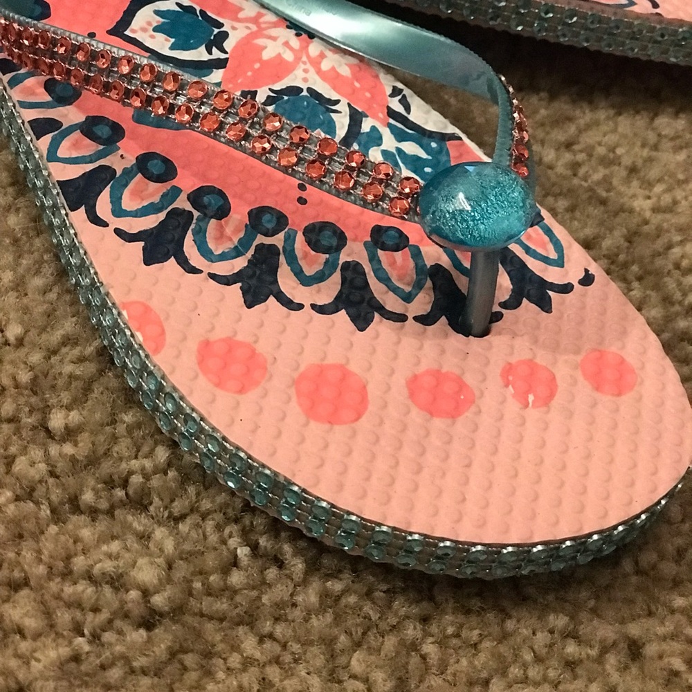 Fancy Flops - Picture 2 of 2